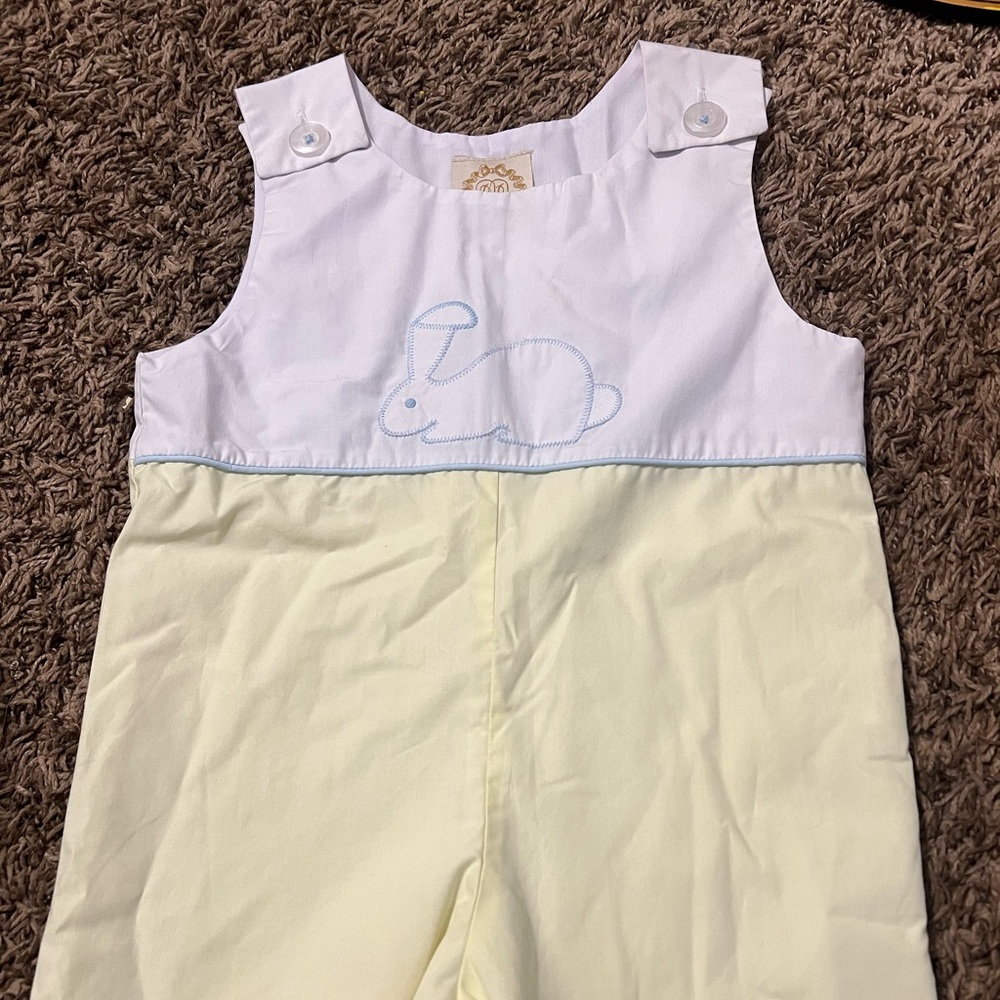 Smocked stitched bunny outfit